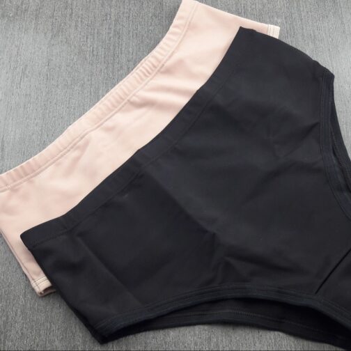 Calça de Cetinete Plus Size - Image 6